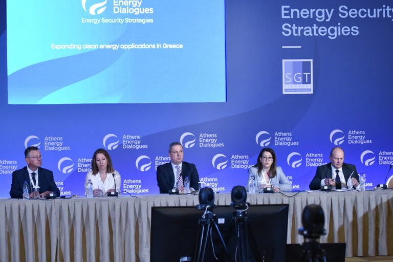 Αναγκαία η επιτάχυνση της διείσδυσης των ΑΠΕ στην ελληνική αγορά ενέργειας