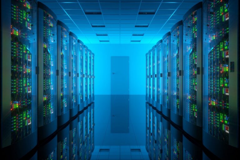 Η Schneider Electric προωθεί τη βιωσιμότητα των Data Center με τις καινοτόμες λύσεις κλιματισμού της Uniflair