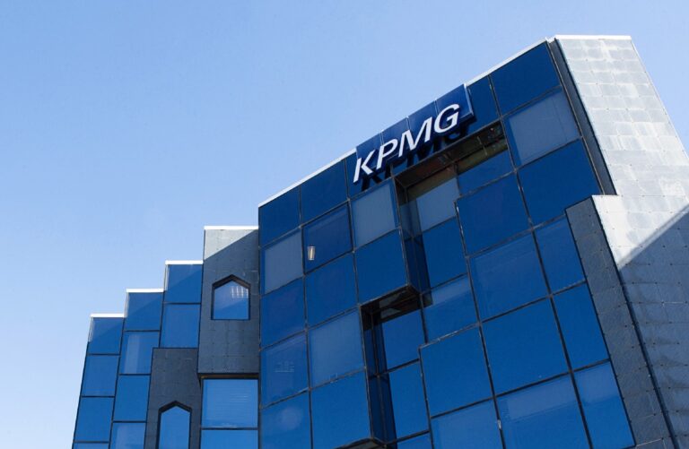 KPMG: Ο κλάδος των κατασκευών και ακινήτων δέχεται πολυεπίπεδες πιέσεις