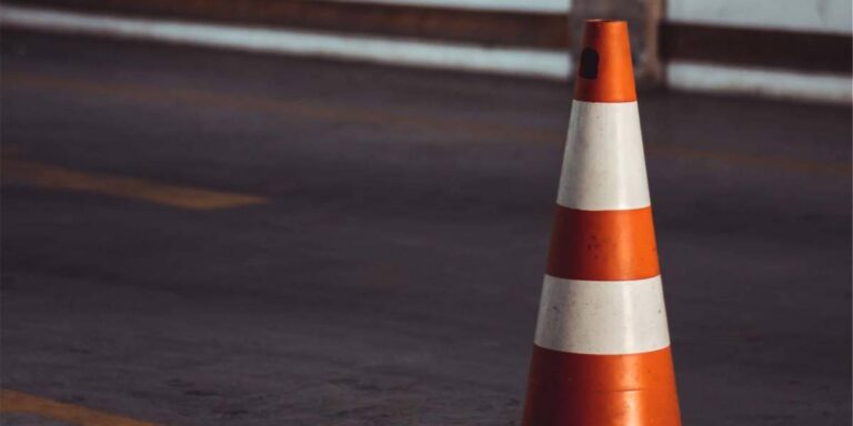 Υπεγράφη η σύμβαση για την αισθητική και λειτουργική αναβάθμιση της Πλατείας Μεσολογγίου στο Ελληνικό