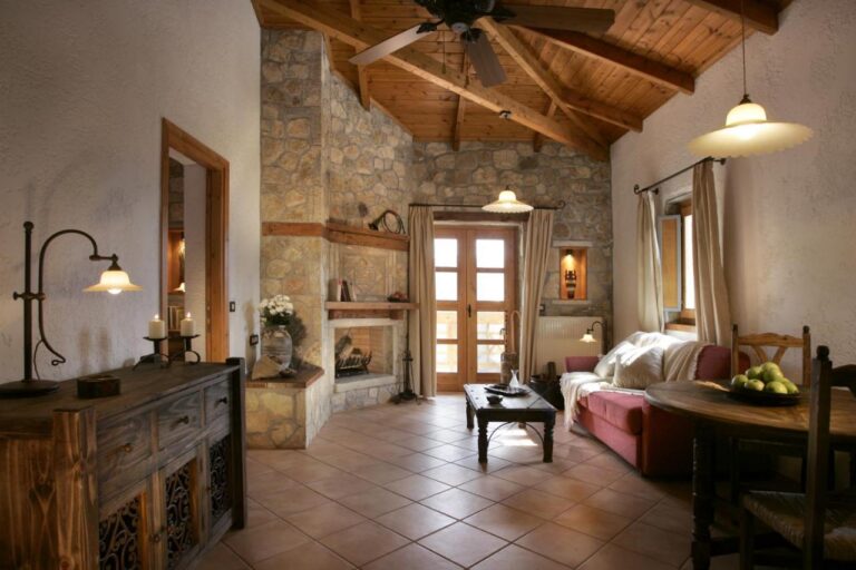 Δύο χρυσά βραβεία για το Abeliona Retreat στα Greek Hospitality Awards 2022