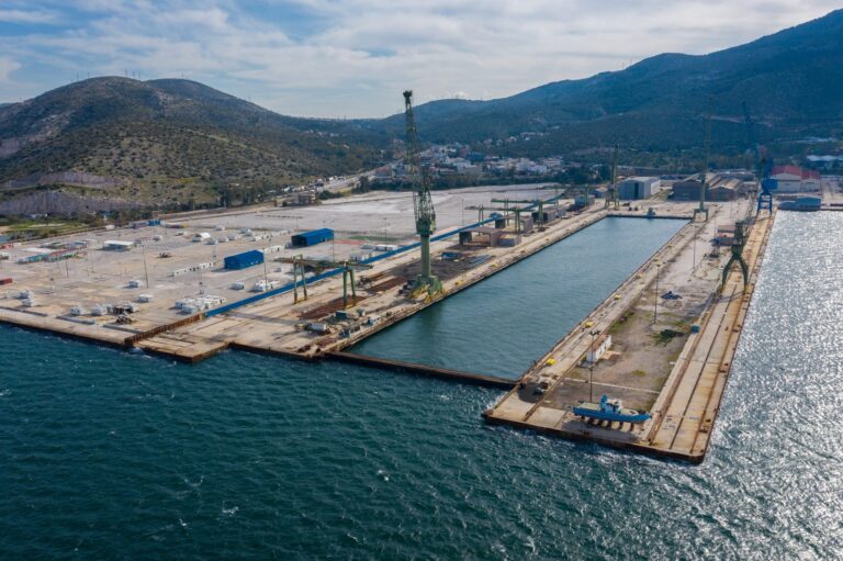 Ολοκληρώθηκε η πώληση του ακινήτου των Ναυπηγείων Σκαραμαγκά στον Γ. Προκοπίου
