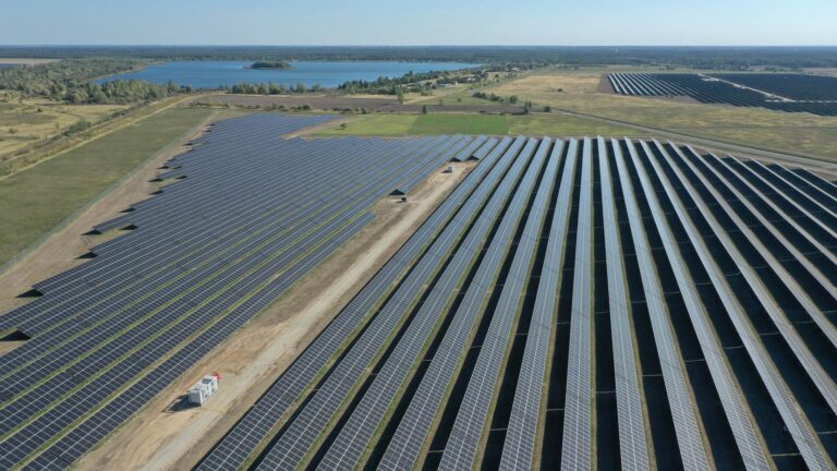 Η EDP Renewables εγκαινιάζει στην Πολωνία το μεγαλύτερο ευρωπαϊκό έργο ηλιακής ενέργειας