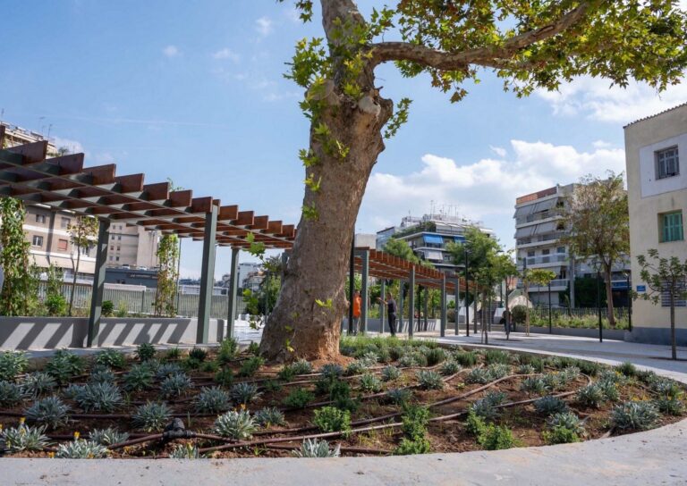Ολοκληρώθηκε η ριζική ανάπλαση της ιστορικής Πλατείας Αρμενίων στον Νέο Κόσμο