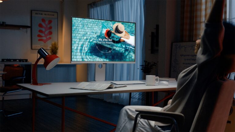 Η LG παρουσιάζει το ‘MyView’ 4K smart monitor στη CES 2024