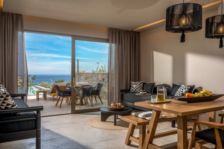 Μυηθείτε στη γοητευτική ατμόσφαιρα των Grace villas στην Άνω Χερσόνησο της Κρήτης
