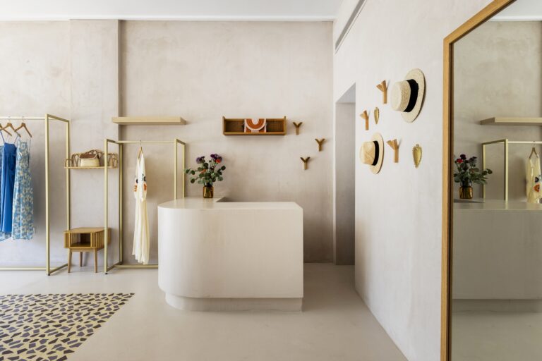 Interior Designer Efi Drakopoulou unveils “Prelude” concept store in Athens, blending sleek simplicity with French vintage aesthetics