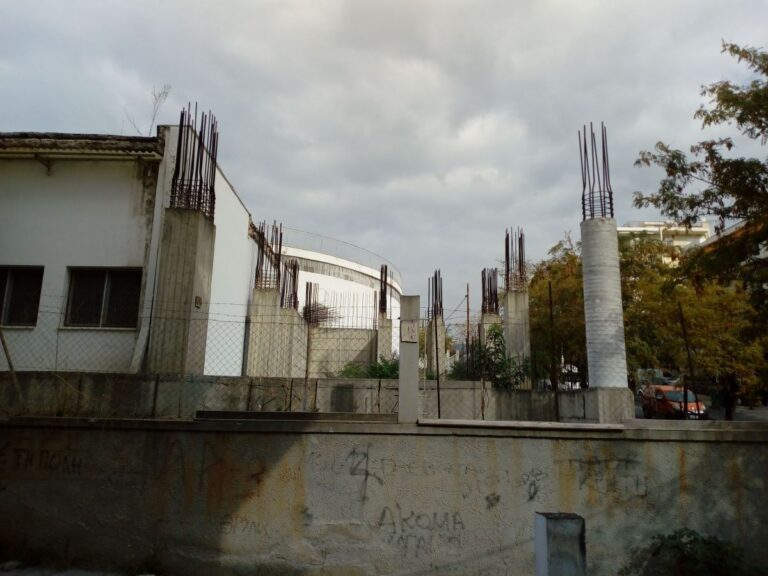 Θεσσαλονίκη: Εντός του 2026 θα ολοκληρωθούν οι εργασίες στο ημιτελές κτίριο της ΕΥΑΘ ΑΕ στην Τούμπα