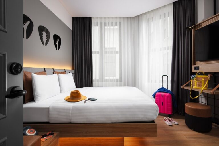 Η Moxy Hotels κάνει ντεμπούτο στην Τουρκία με τα εγκαίνια του Moxy Istanbul Beyoğlu