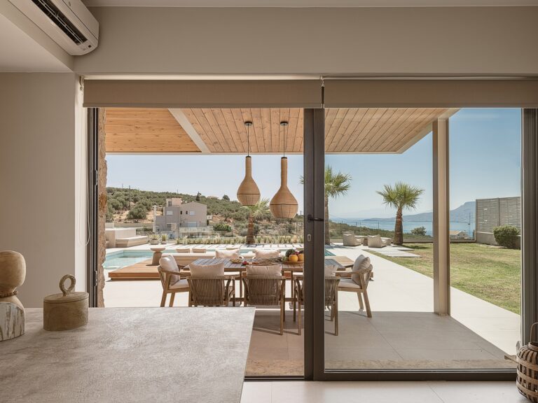 Niolos I Villa: Μια καλοκαιρινή κατοικία στο Μαράθι Χανίων έχει μετατραπεί σε ένα άκρως ειδυλλιακό περιβάλλον