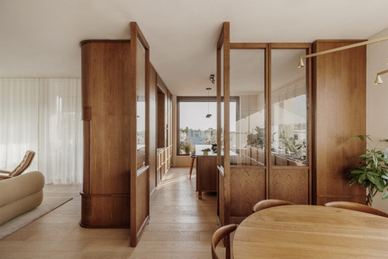Lumen Residence: Στην ήσυχη γειτονιά του Παπάγου, ένα σύγχρονο αστικό καταφύγιο γίνεται παράδειγμα προς μίμηση