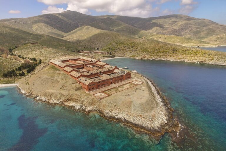Υπεγράφη το Προεδρικό Διάταγμα για την περιβαλλοντική προστασία της Γυάρου (χάρτης)