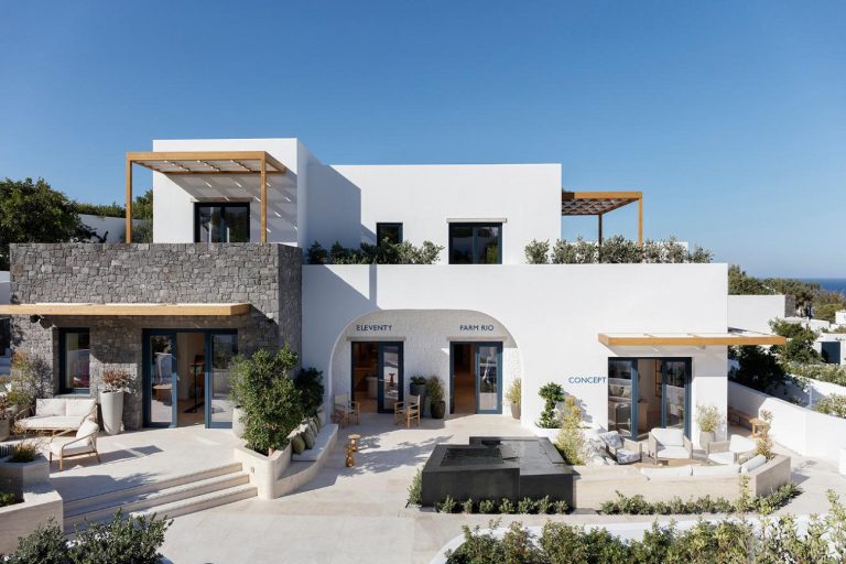 Το Sandblu Santorini παρουσιάζει το Blu Syllogi, το πρώτο luxury retail village στη Σαντορίνη
